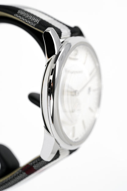 Burberry Mens Watch The Classic Horseferry Silver Bu10002